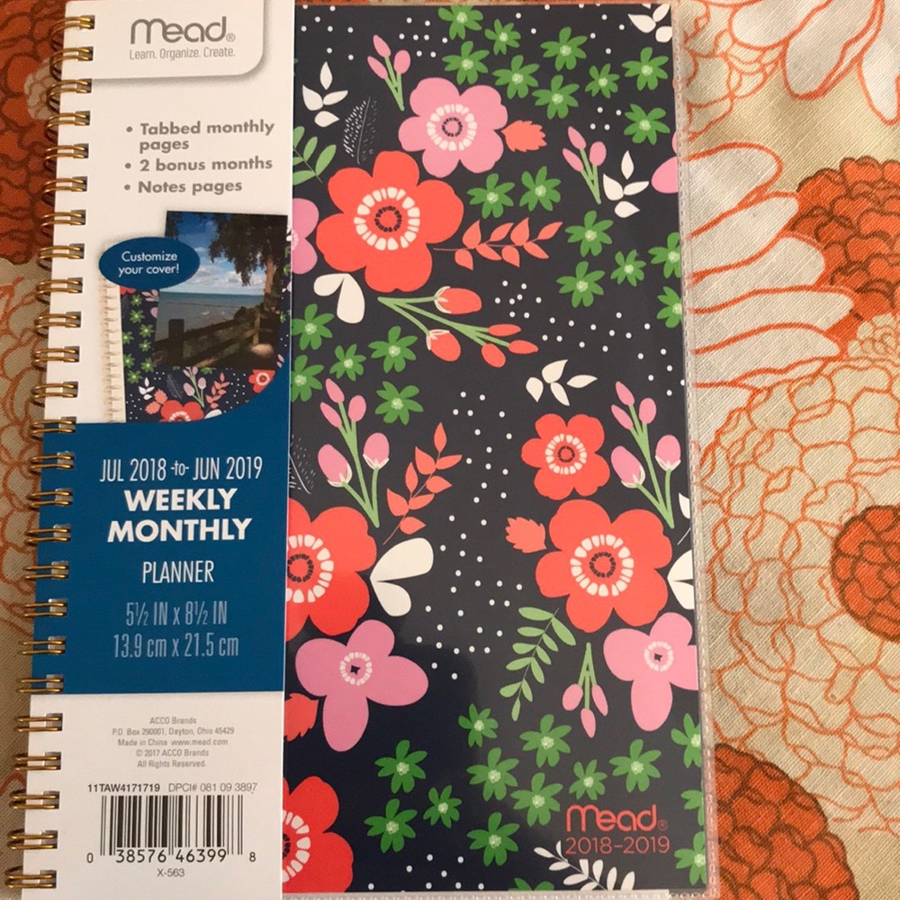 July 2018-June 2019 planner (new , never used)